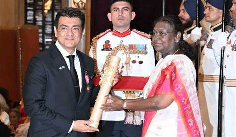 Why Ajith Kumar Was Chosen For Padma Bhushan Award?