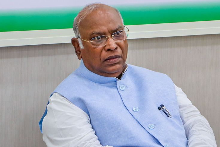Kharge Alleges Modi Canceled Kashmir Visit Amid Terror Threat Concerns