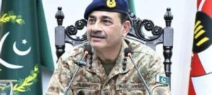 Pakistan’s Army Chief, General Asim Munir, might have fled with his family, fueling fears of chaos as India tensions rise. Here’s the catch: rumors suggest he’s not fled but gone underground, with Asim Malik as his proxy. The shocker? A photo from April 26, 2025, shows Munir in Pakistan, leaving everyone questioning what’s really going on.