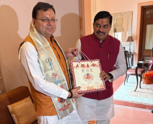 Inter-State Unity on Display as Dhami Meets Fellow BJP CMs in Varanasi