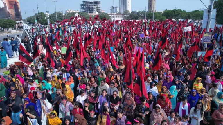 Hindu Community Protests Illegal Temple Land Occupation in Sindh