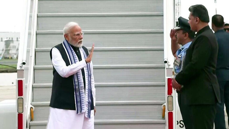 PM Modi Unveils ₹18,700 Crore Development Push in Odisha During Bhubaneswar Visit