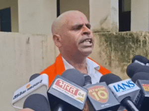 Kathavachak Gone Wild: How Dharma Is Being Mocked for Likes