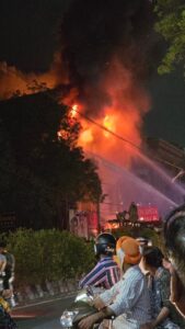 Massive Fire Breaks Out in Delhi's Motinagar Banquet Hall, Rescue Ops Underway