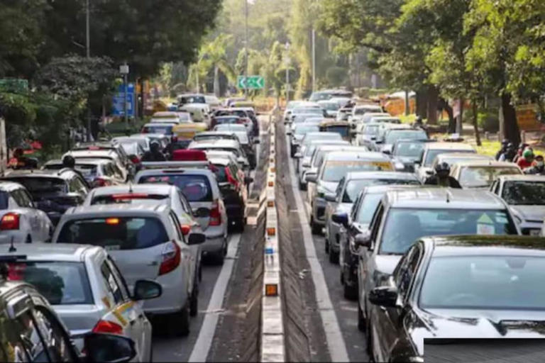 Delhi GOVERNMENT U-TURNS on Fuel Ban—ANPR System COLLAPSES!