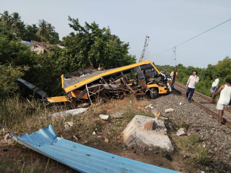 Children CRUSHED in School Bus — Horrendous Train Crash Shocks Tamil Nadu